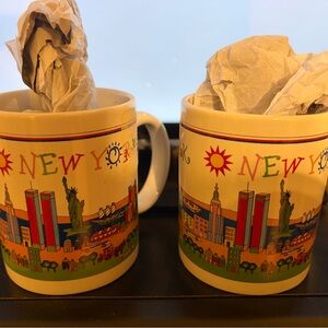 VINTAGE NWT Colorful New York City Skyline Mug Set from the 1990’s